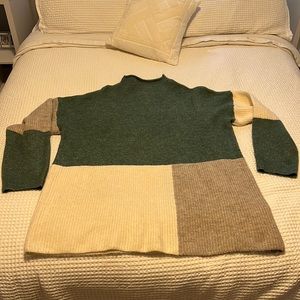 Entro Color block turtle neck